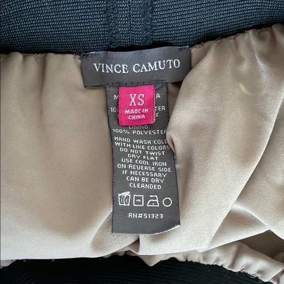 Vince Camuto Mini Evening Skirt NWOT - Picture 3 of 3